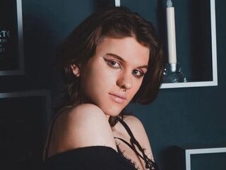 Livesex KrisiBrown