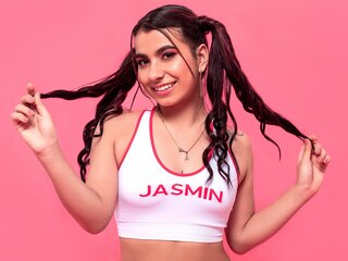 Jasmin NaraDavis